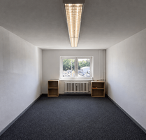 Büro in Rostock 185,00 € 25 m² - 185,00&nbsp;EUR Kaltmiete, ca.&nbsp; 25,00&nbsp;m&sup2; in Rostock (PLZ: 18069)