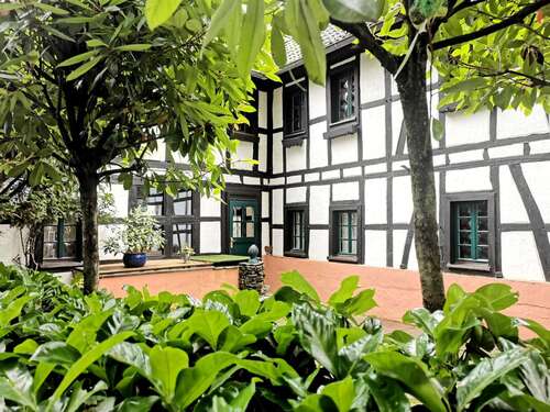 Foto - Haus zum Mieten in Bonn-Lannesdorf 1.870,00 € 170 m²