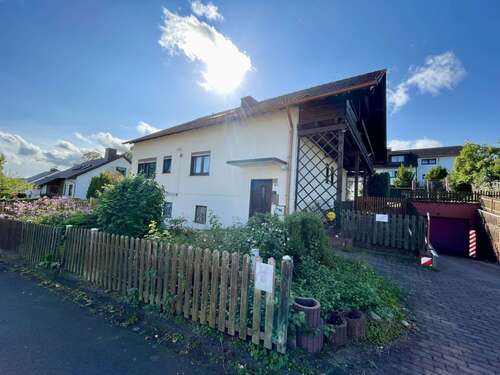 Foto - Haus zum Kaufen in Habichtswald Dörnberg 295.000,00 € 183 m²
