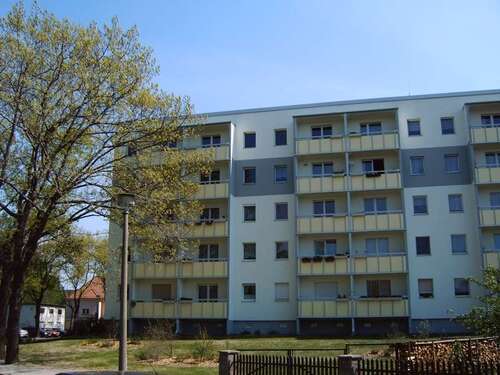 Foto - Wohnung zum Mieten in Weißwasser 220,00 € 33.95 m²