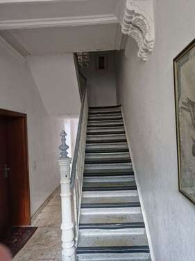 Foto - Haus zum Kaufen in Krefeld 325.000,00 € 365 m²