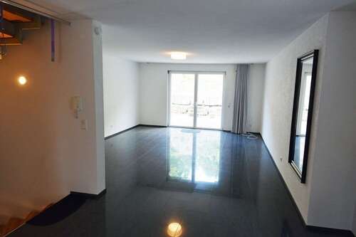 Foto - Haus zum Kaufen in Oberderdingen 489.000,00 € 180 m²
