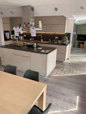 Foto - Haus zum Mieten in Gäufelden 2.200,00 € 195.17 m²