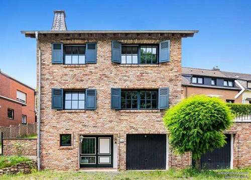 Foto - Haus zum Kaufen in Frechen 1.400.000,00 € 243.44 m²