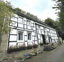 Haus zum Kaufen in Sprockhövel 441.000,00 € 235.7 m²