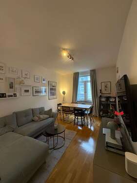 Foto - Wohnung zum Mieten in Düsseldorf 800,00 € 65 m²