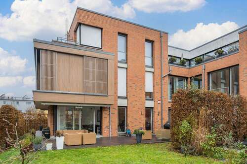 Foto - Haus zum Kaufen in Hamburg 1.275.000,00 € 217.16 m²