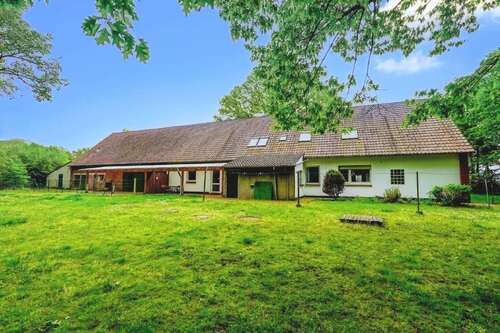 Foto - Haus zum Kaufen in Warmsen 299.000,00 € 248 m²