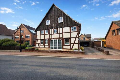 Foto - Haus zum Kaufen in Aerzen 165.000,00 € 165 m²