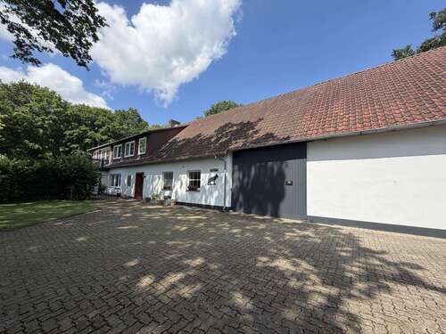 Foto - Haus zum Kaufen in Warmsen 299.000,00 € 248 m²