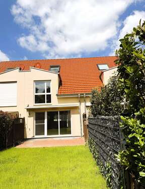 Foto - Haus zum Mieten in Langenfeld (Rheinland) 1.895,00 € 121.6 m²