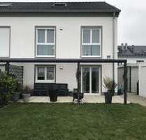 Haus zum Mieten in Zuchering 2.200,00 € 178 m²