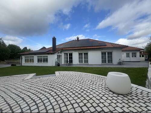 Foto - Haus zum Kaufen in Niedernhall 735.000,00 € 243 m²
