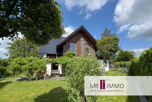 Foto - Haus zum Kaufen in Wolfsburg 680.000,00 € 250 m²