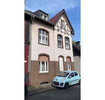 Haus zum Kaufen in Oberhausen 320.000,00 € 226.5 m²
