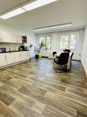 Foto - Büro in Premnitz 567,00 € 81 m²