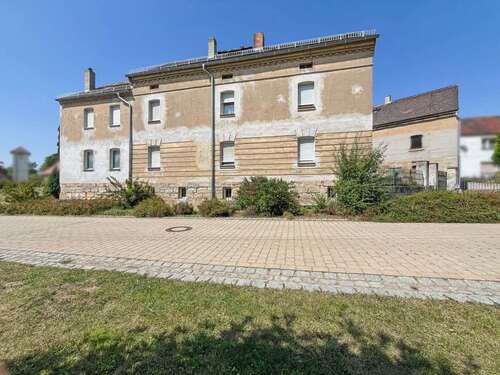 Foto - Haus zum Kaufen in Hohenmölsen 94.455,00 € 153 m²