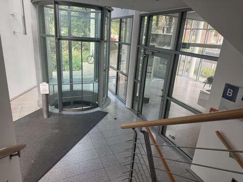 Foto - Büro in Bonn 1.600,00 € 165 m² - 1.600,00&nbsp;EUR Kaltmiete, ca.&nbsp; 165,00&nbsp;m&sup2;