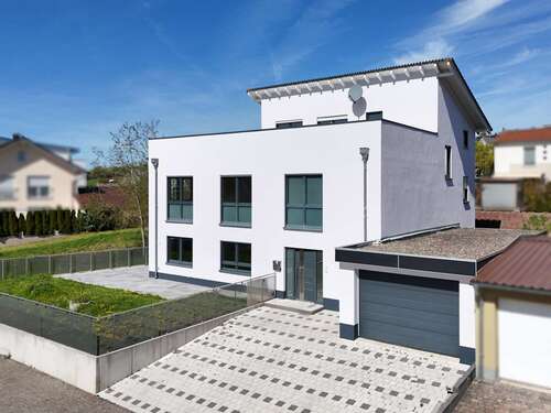 Foto - Haus zum Kaufen in Kaiserslautern 819.000,00 € 298 m²