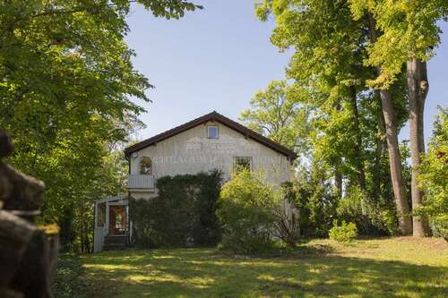 Foto - Haus zum Kaufen in Kaufbeuren 849.000,00 € 239.84 m²