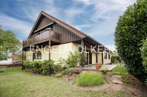 Foto - Haus zum Kaufen in Dudenhofen 558.000,00 € 226 m²