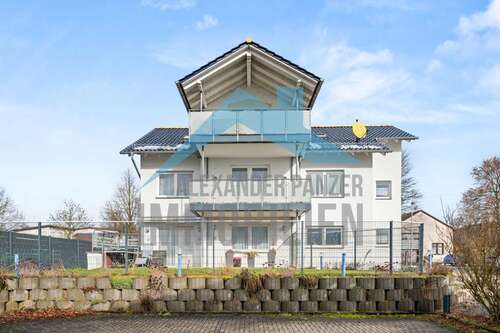 Foto - Haus zum Kaufen in Baunatal 799.900,00 € 240 m²