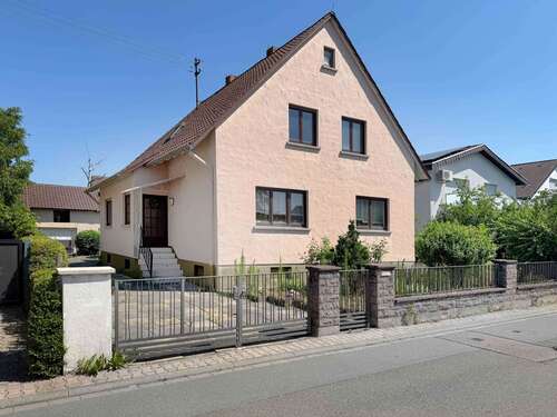 Foto - Haus zum Kaufen in Walldorf 629.000,00 € 145 m²
