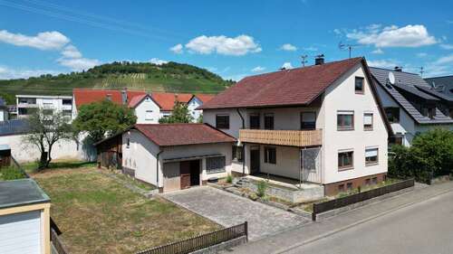 Foto - Haus zum Kaufen in Metzingen 596.000,00 € 180 m²