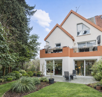 Haus zum Kaufen in Essen 849.000,00 € 305 m²