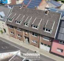 Haus zum Kaufen in Heinsberg-Randerath 349.000,00 € 309 m²
