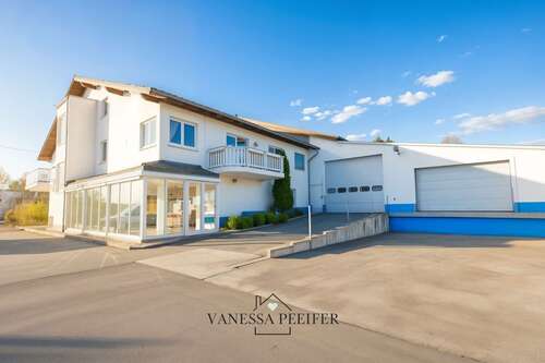 Foto - Halle in JahnsdorfErzgeb 895.000,00 € 1781 m²