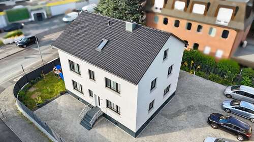 Foto - Haus zum Kaufen in Frankfurt am Main 990.000,00 € 251 m²