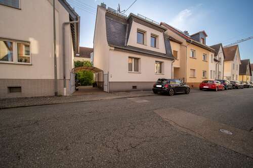 Foto - Haus zum Kaufen in Frankfurt am Main 549.000,00 € 121.21 m²