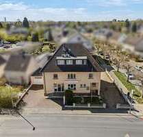 Haus zum Kaufen in Dormagen 1.150.000,00 € 348 m²
