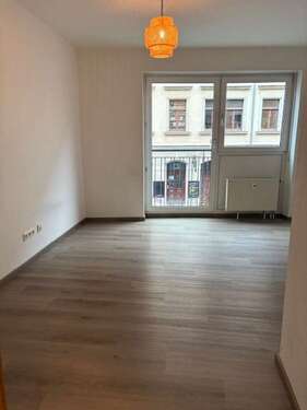 Foto - Wohnung zum Mieten in Dresden 375,45 € 24.38 m²