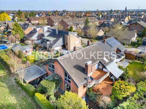 Foto - Haus zum Kaufen in Pulheim 845.000,00 € 249 m²