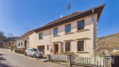 Foto - Haus zum Kaufen in Ruthweiler 215.000,00 € 195.36 m²