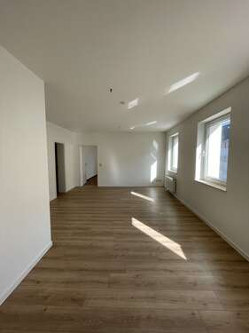 Foto - Wohnung zum Mieten in Magdeburg 738,00 € 95.8 m²