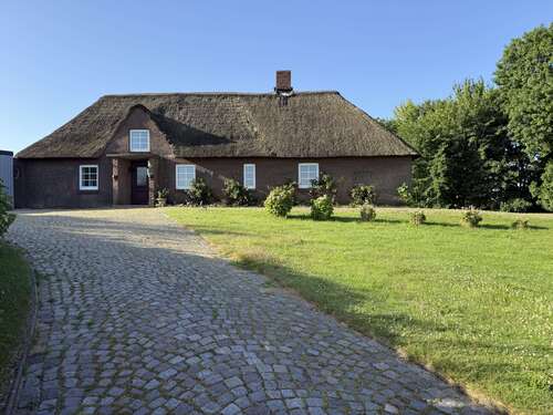 Foto - Haus zum Kaufen in Uelvesbüll 420.000,00 € 173 m²