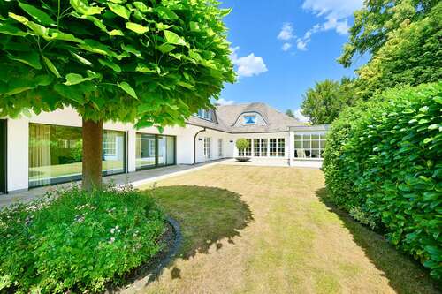 Foto - Haus zum Kaufen in Menden 695.000,00 € 390 m²