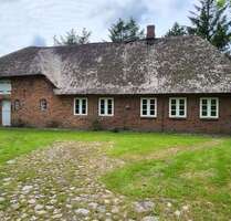 Haus zum Kaufen in Risum-Lindholm 295.000,00 € 225.07 m²