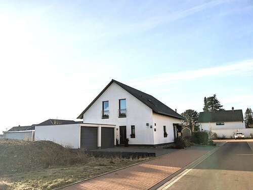 Foto - Haus zum Kaufen in Hürtgenwald Vossenack 595.000,00 € 184 m²