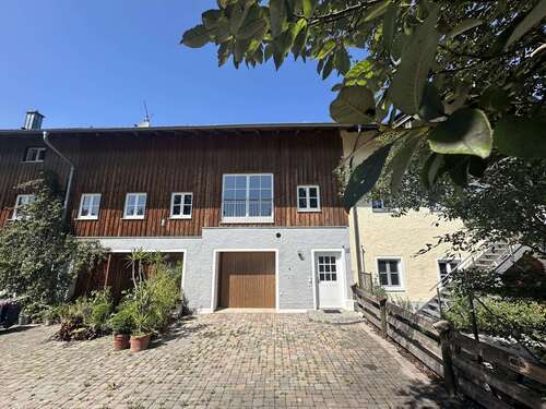 Foto - Haus zum Kaufen in Seeon-Seebruck 780.000,00 € 329.4 m²