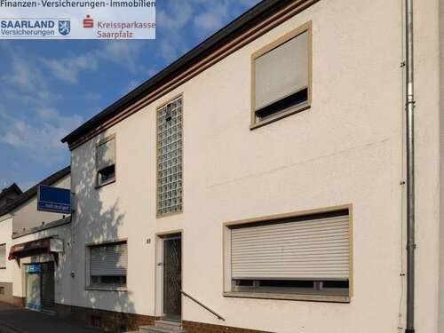 Foto - Haus zum Kaufen in Homburg 310.000,00 € 190 m²