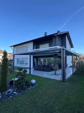 Foto - Haus zum Kaufen in Grenzach-Wyhlen 1.390.000,00 € 250 m²