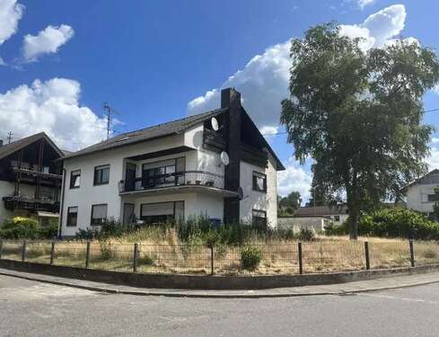 Foto - Haus zum Kaufen in Trippstadt 419.000,00 € 275 m²