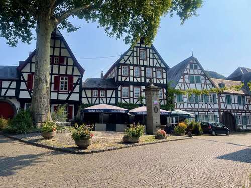 Foto - Haus zum Kaufen in Erpel 579.000,00 € 207 m²