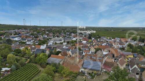 Foto - Haus zum Kaufen in Flörsheim-Dalsheim 445.000,00 € 358 m²