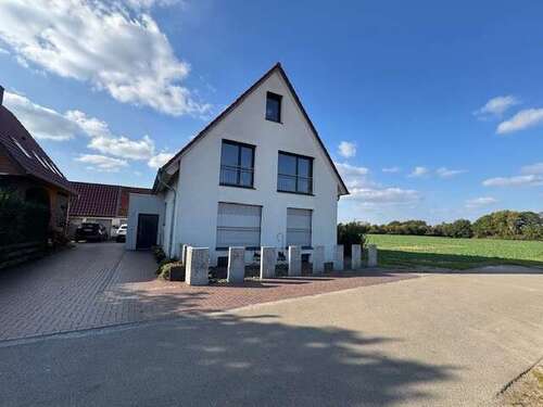 Foto - Haus zum Kaufen in Barsinghausen Holtensen 499.000,00 € 200 m²