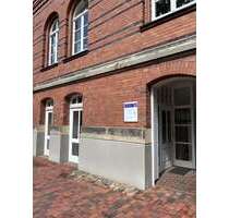 Büro in Rendsburg 700,00 € 70.89 m² Büro in Rendsburg 700,00 € 70.89 m²